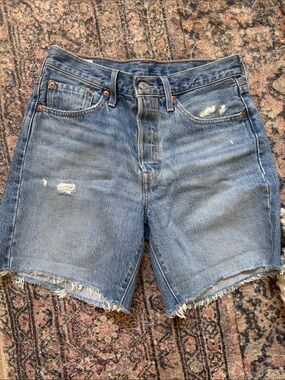 Levi’s high waisted shorts